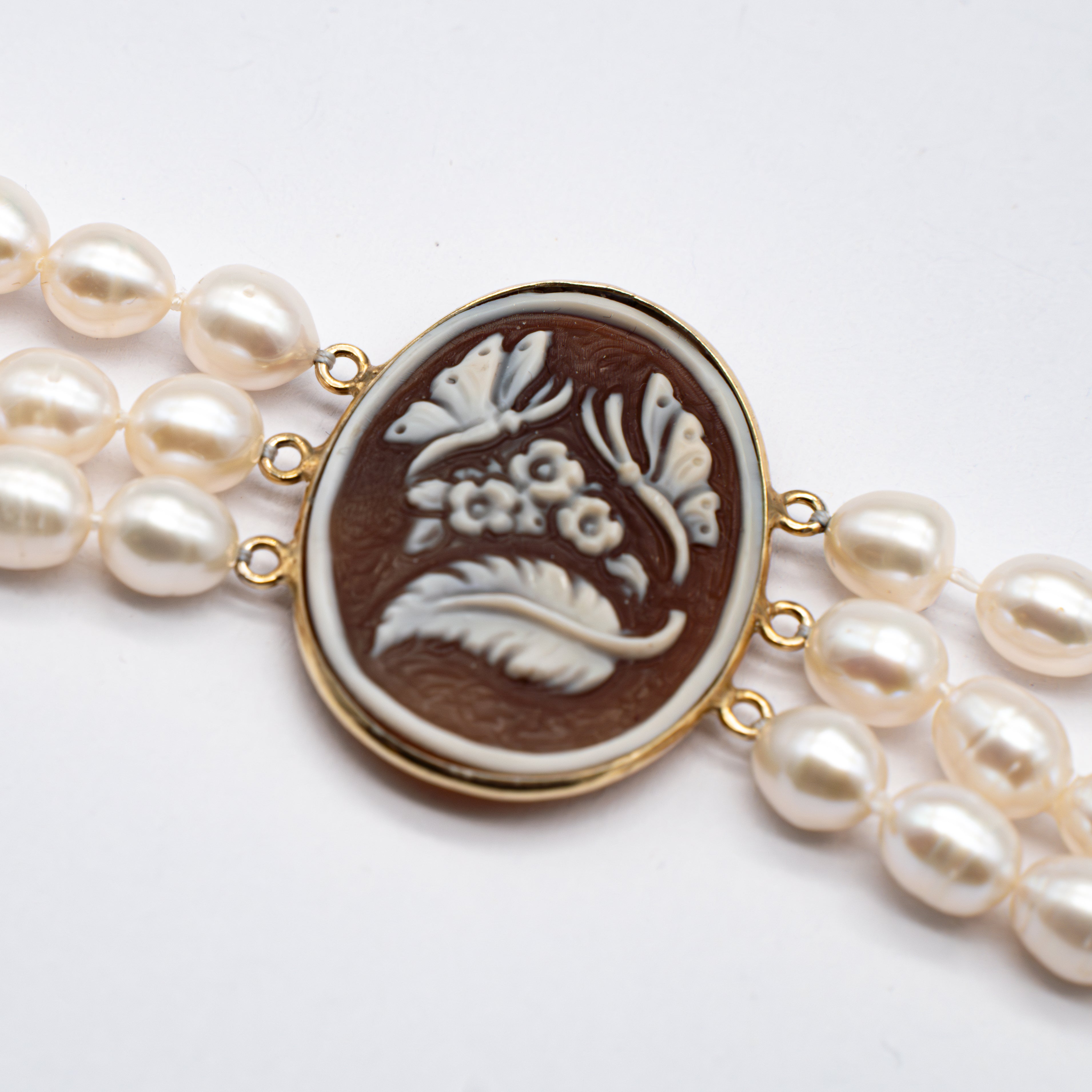 Bracciale Tre Fili in Perle di Fiume